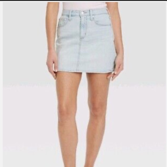 NEW Universal Thread size 26 denim jeans mini skirt light distressed wash faded - Picture 10 of 10